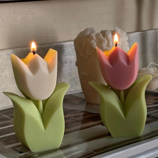 Tulip Candle